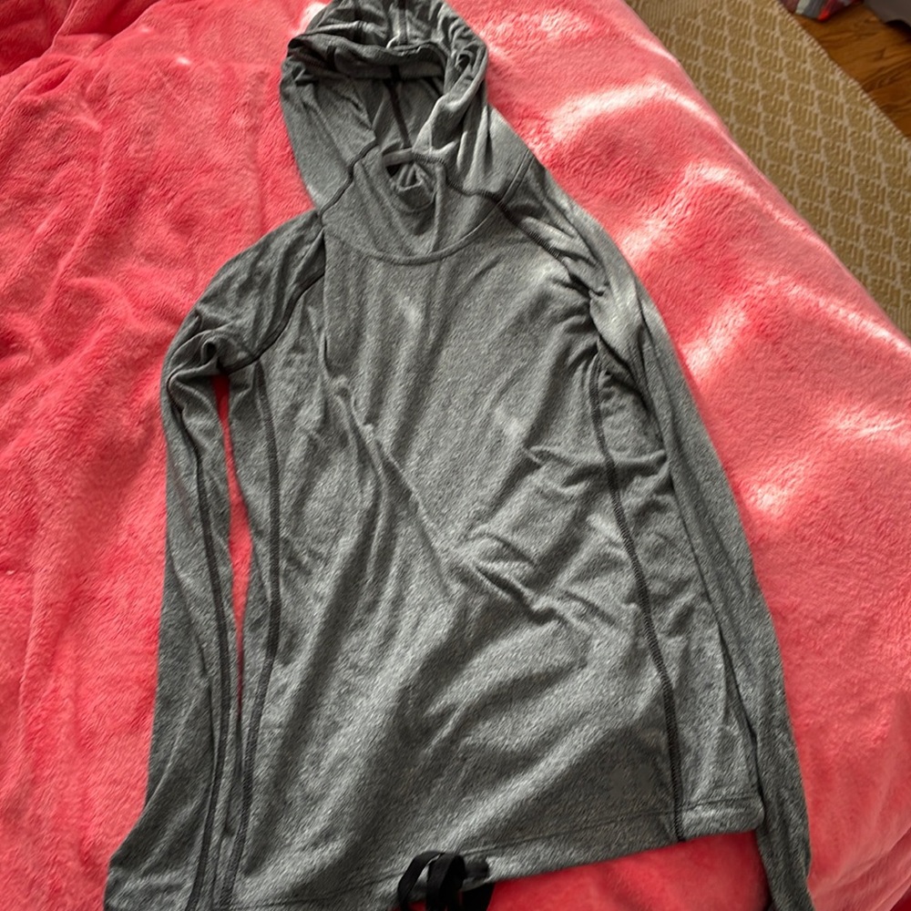 Long Sleeve Under Armour shirt